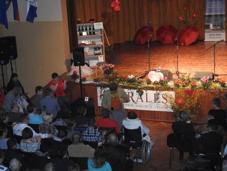 12. tradicionalni glasbeno-humoristični Valentinov koncert 88